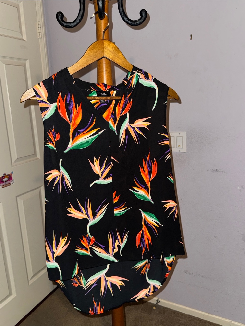 Sleeveless Hawaiian Floral Print Camisole Tank Top - Black with Orange & Green